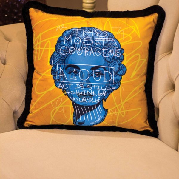 Renkli Tasarım Dekoratif Yastık